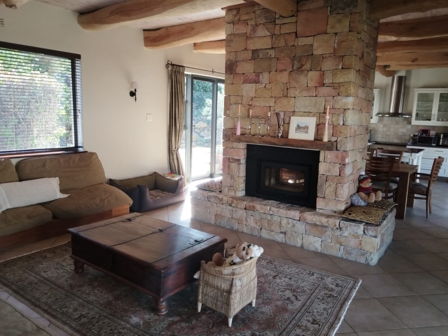 To Let 4 Bedroom Property for Rent in Kenrock Country Estate Western Cape